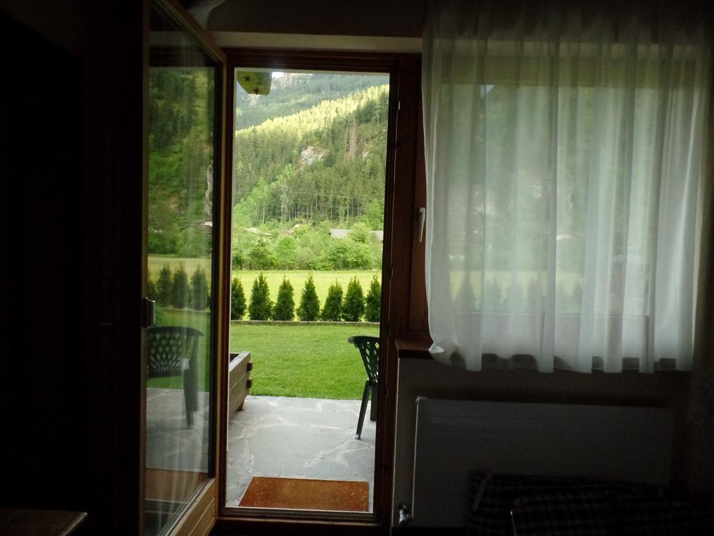 Haus Oblasser Finkenberg Kamer foto