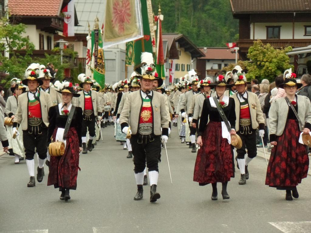Haus Oblasser Finkenberg Buitenkant foto